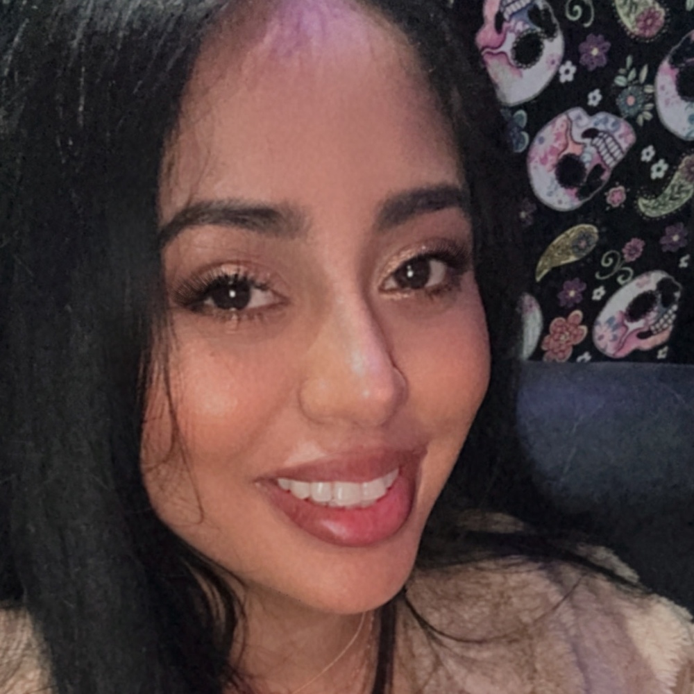 Meet your Posher, Selena